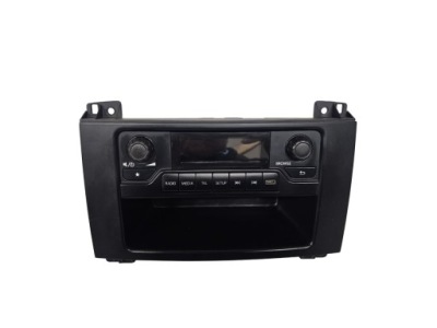 Mercedes vito w447 21r радіопрогравач usb bluetooth a4478202002 фото №1