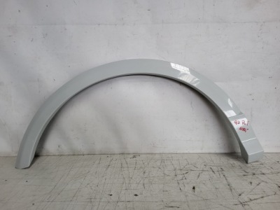 Audi q2 молдинг крила права задня фото №1