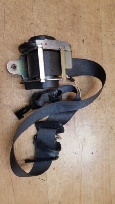 Ремень безопасности перед левое  opel astra j рестайлинг фото №1