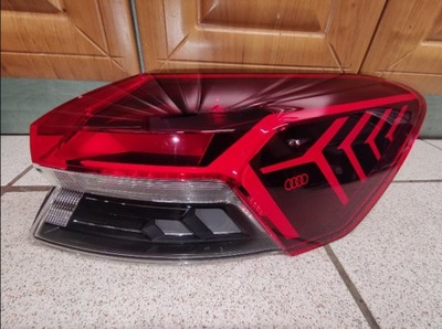 Лампа задняя задняя audi q4 e-tron led 89a945070 фото №1