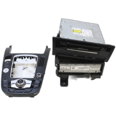 Audi A4 B8 radio MMI 3G 8R1035666C