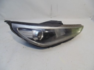 Лампа перед передняя правая hyundai i30 17- i 30 92102-q4000 фото №1