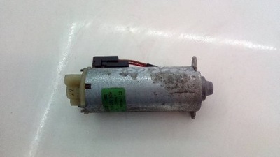 MOTOR REG ASIENTOS DERECHA PARTE DELANTERA A4 B6 130002529  