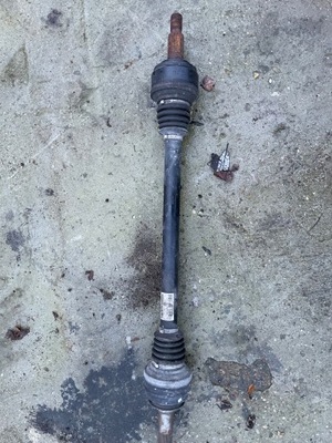 Привідний вал задня porsche cayenne 7p0501201g фото №1