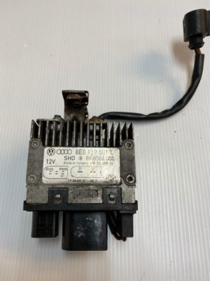 Блок управления вентиляторов s4 b6 b7 4.2 bbk 8e0959501l фото №1