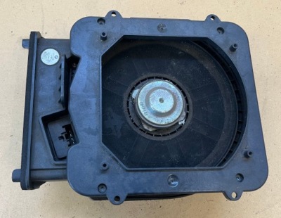 Сабвуфер bmw x1 f48 927599605 16014910 фото №1