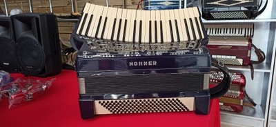 Akordeon Hohner Organola De Luxe 140 basów 4 chóry