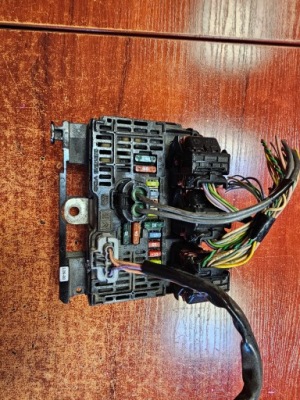 Модуль bsm peugeot 407 coupe citroen c6 2.7hdi 9658070980 фото №1