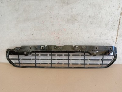 Решітка бампера перед середня mini f65 f66 24- фото №1