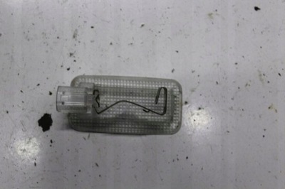 Toyota yaris i 04 3d лампа освещение салона фото №1