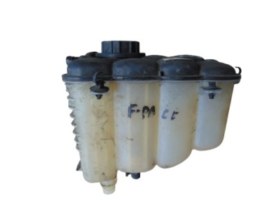 Бачок расширительный jaguar f-pace 2.0d фото №1