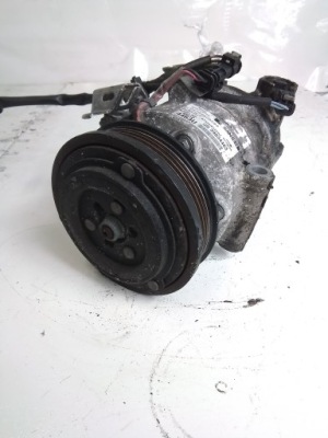 M994 компресор кондиціонера opel astra k 1.4t 39034463 фото №1