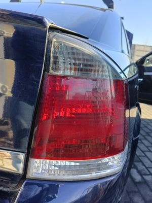 Opel vectra c 02-08 лампа задня задня права фото №1