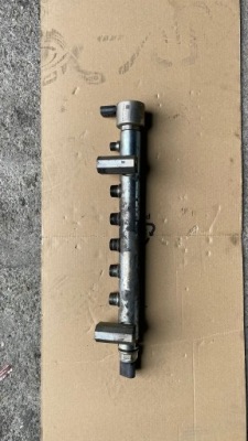 Молдинг упорскування паливна mercedes atego 3 euro 6 om934 фото №1