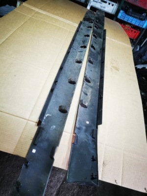 Dodge challenger 2015- порог пластик левая правая oem 68185193ae 68185192 фото №1