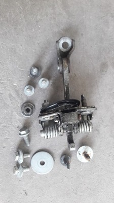 Ограничитель do дверь левый правый перед renault master opel movaro фото №1