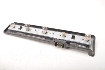 Mercedes w123 вкладыш молдинг лампы правый задний фото №1