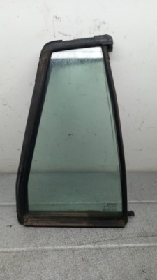 Скло права задня renault laguna 02r kombi фото №1