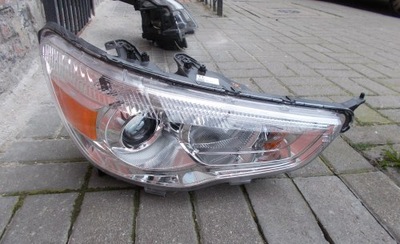 Mitsubishi asx 10- правая передняя лампа оригинал europa фото №1