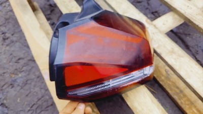 ŽIBINTAS DEŠINIOJI GALINĖ LED CITROEN C4 III 9831100080 