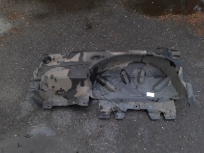 Vw t5 плита захист підвіска 7h0825194 фото №1