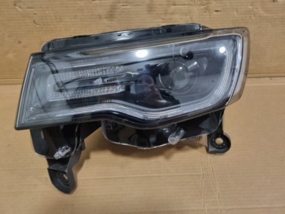 Jeep grand cherokee wk2 srt лампа левая поворотная фото №1