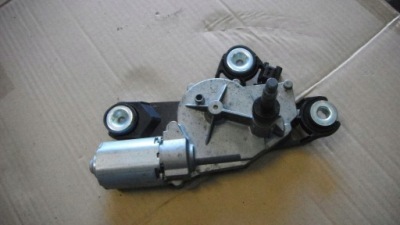 Mazda 3 03-09 моторчик дворники задняя фото №1