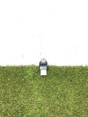 Датчик удару датчик подушка безпеки toyota lexus nx ct фото №1