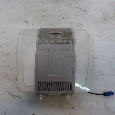 Mercedes c w204 лампа салону перед a2048202001 фото №1