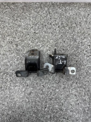 Петля дверь левый задняя пара mazda cx-5 cx5 ii 2017-2021 46g фото №1