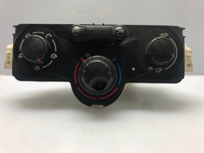 Панель кондиціонера toyota s9420001 фото №1