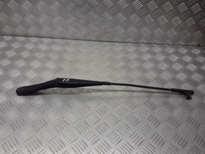 Рычаг дворники перед правый opel astra h 13111220 фото №1
