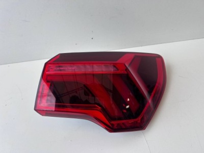 Audi q3 83a фара правый задний  led 83a945092 фото №1