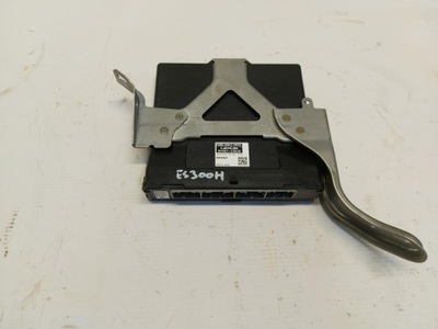 Lexus es300h vii модуль блок керування 89981-33820 фото №1