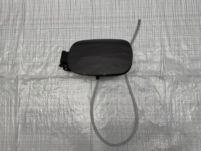 Крышка заливной топлива maserati grecale folgore 670177386 фото №1