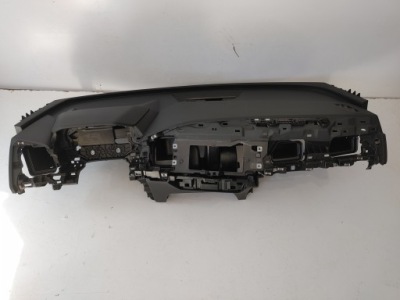 Панель приладів панель приладів консоль audi q4 e-tron 89b857033 фото №1