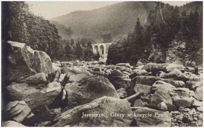 Jaremcze Głazy w korycie Prutu 1930