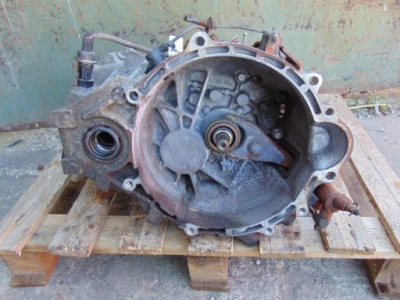 Коробка передач передач механическая коробка передач kia venga 1.4 crdi waj6c фото №1