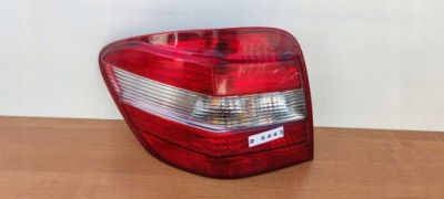 Mercedes ml w164 левая лампа задний  lekko тонированная amg фото №1