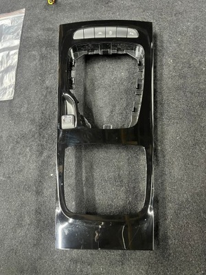 Opel insignia ii b lift lci рамка середня домкрата dekor фото №1