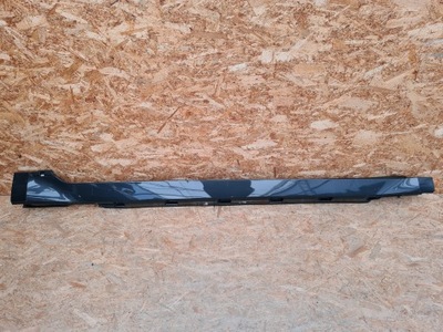 Молдинг поріг права vw arteon 3g8853858 фото №1