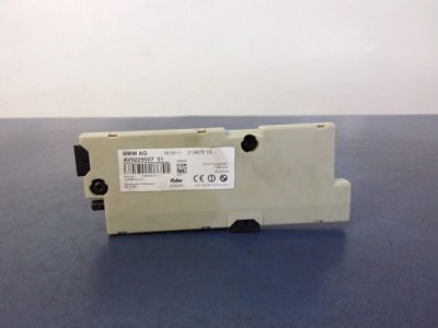 Bmw 5 f10 усилитель антенный / gps av9229007 01 фото №1
