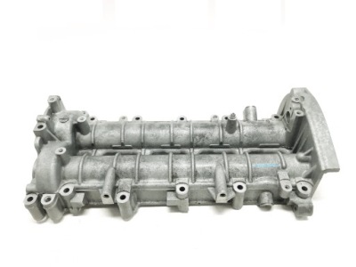 Кришка клапанів вали opel 1.9 cdti 150km 55194358 фото №1