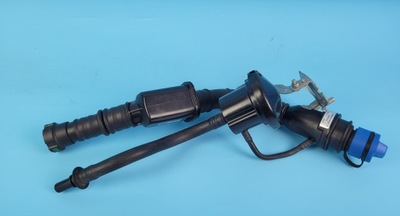 Mercedes w205 c200 заливна горловина труба adblue a2054709201 фото №1