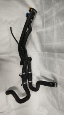 Volvo v60 i s60 ii труба шланг водяний обігрівача 31368175 фото №1