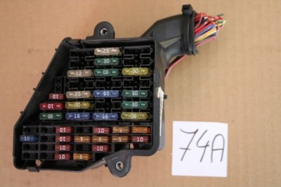 Коробка предохранителей audi a4 b6 фото №1