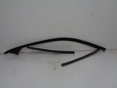 Volvo xc90 ii молдинг прокладка дверь левый перед фото №1