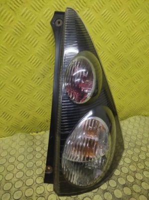 Citroen c1 фара правая  задний фото №1