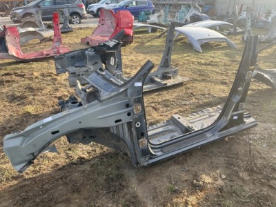 Четверть левый  перед dacia duster 1 рестайлинг  13- фото №1