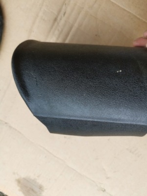 Mercedes w124 повітропровід захист корпус колонки фото №1